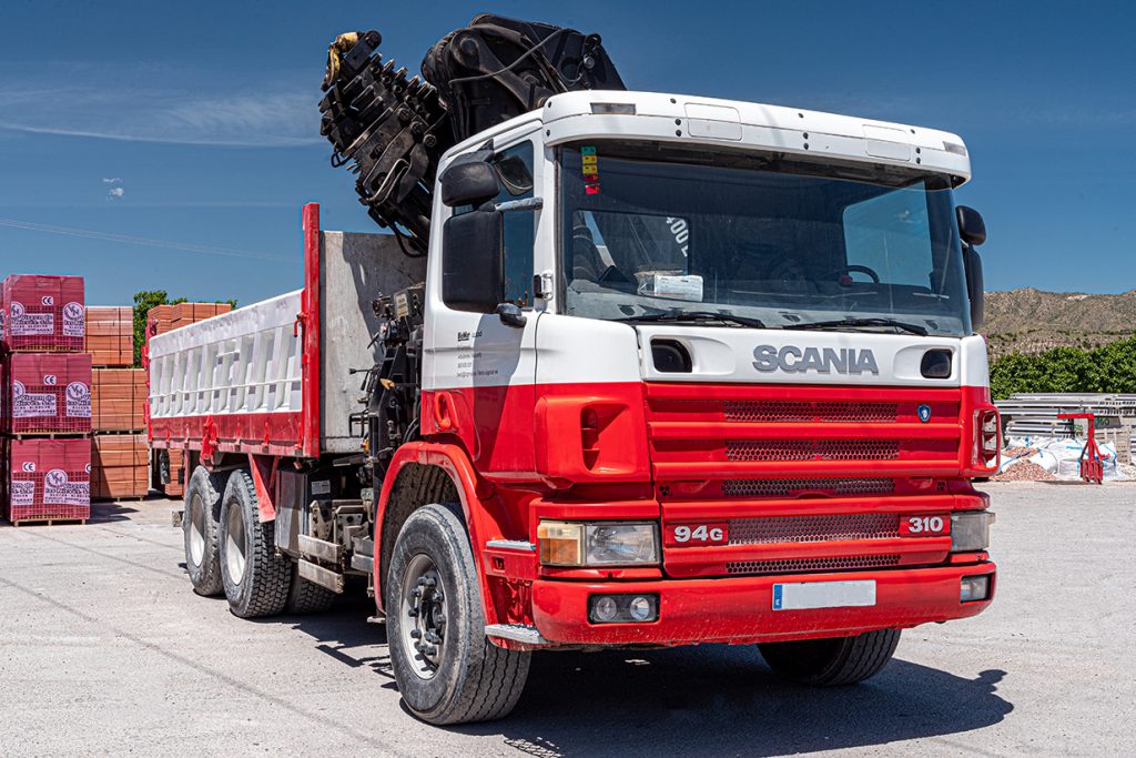 Transportes de materiales de construcción en Alicante - BigMat Lledó